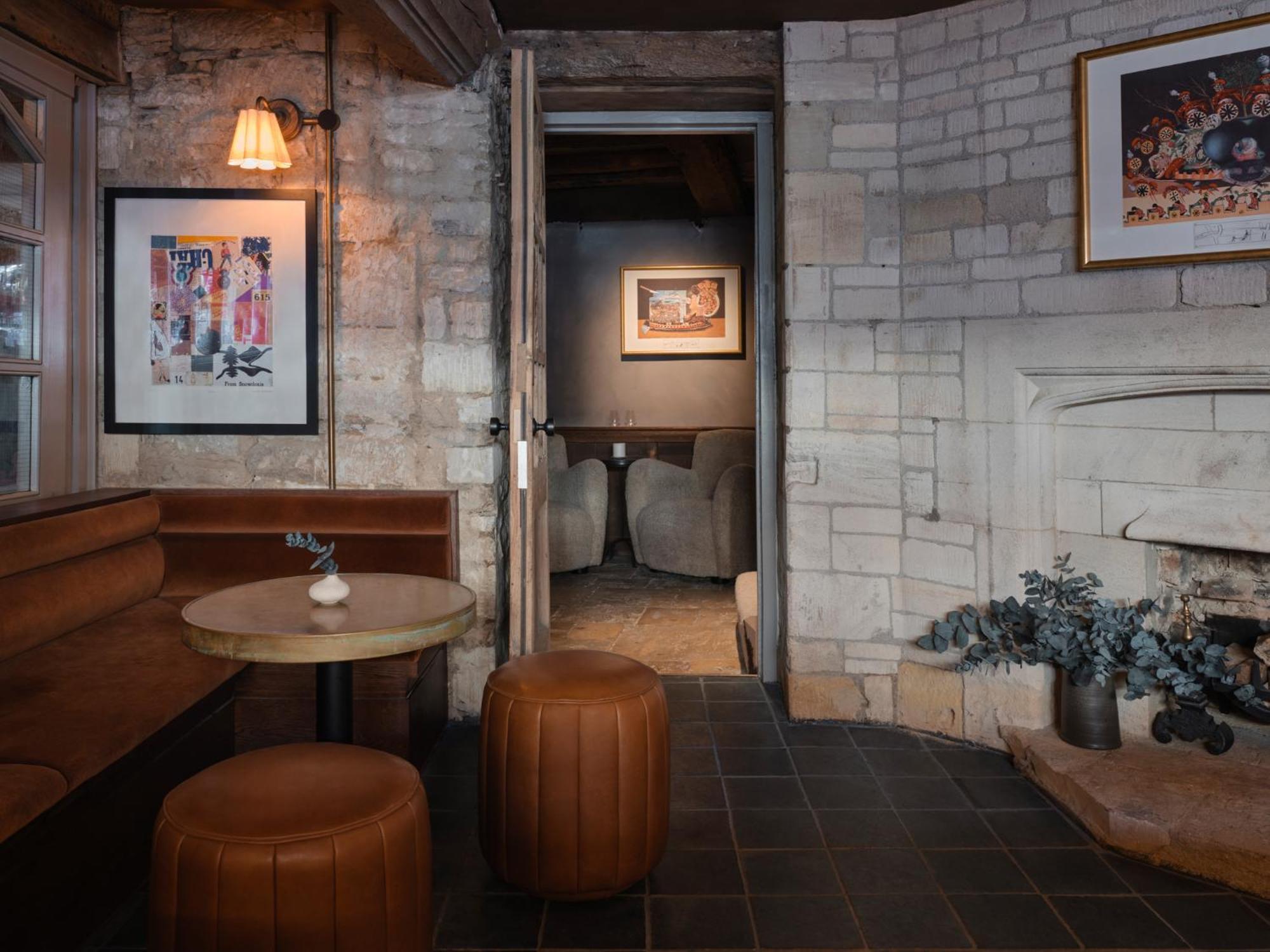 Highway Hotel Burford Exterior foto